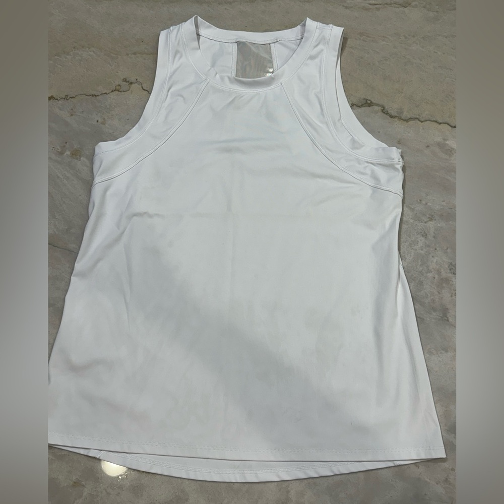 Women’s White Sleeveless Athletic Tank Top